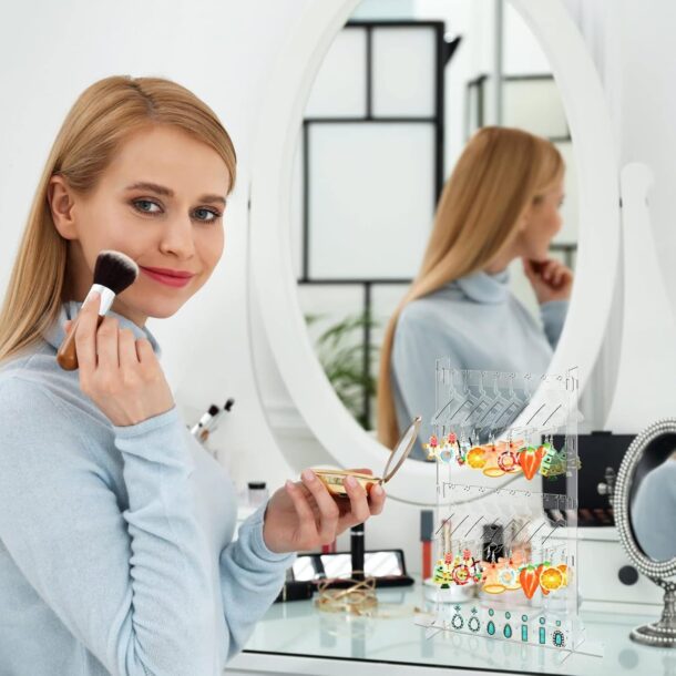 FANASSYY Acrylic Rack Holder Mini Hangers Jewelry Display Organizer Earrings Hanger Stand Acrylic Earring Holder With 16 Mini Coat Hangers for Storing Earrings (DESIGN 1)