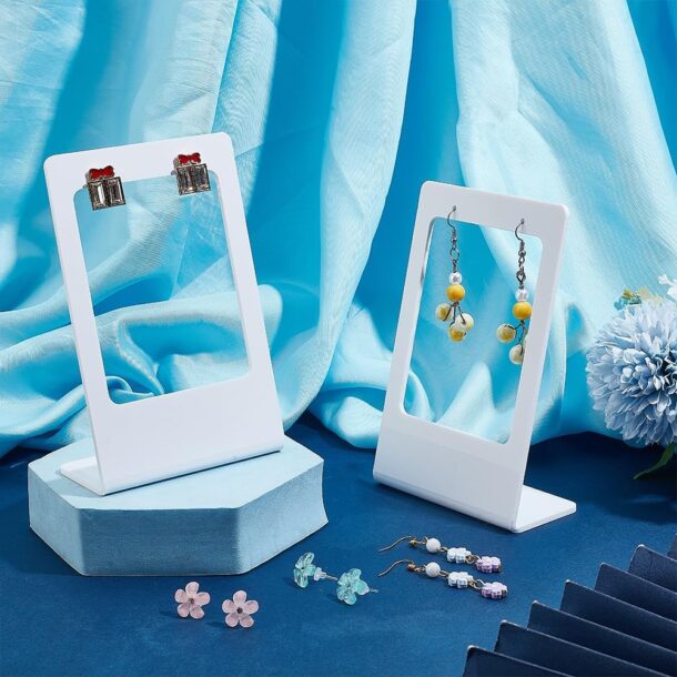 FANASSYY Acrylic Earring Display Stands 4pcs Earring Holder Single Pair L-Shape Jewelry Displays Stand Stud Earrings Organizer Hanger for Jewelry Display Retail (WHITE)